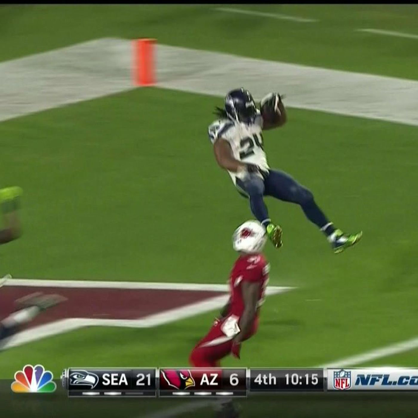 Featured image of post Marshawn Lynch Beast Mode Gif