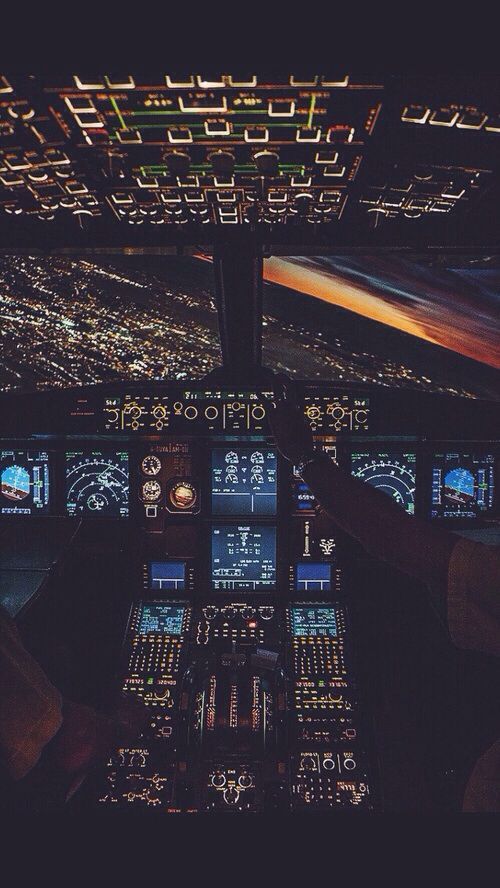 Featured image of post Pilot Wallpaper Iphone