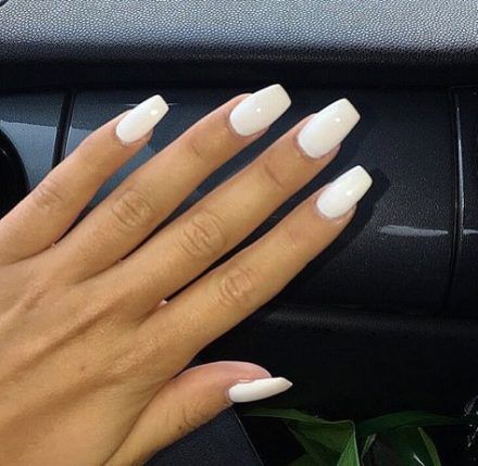 Featured image of post Short Gel Coffin White Acrylic Nails