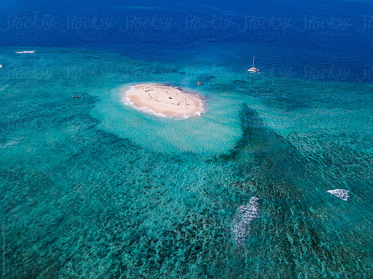 Featured image of post The Middle Of The Pacific Ocean